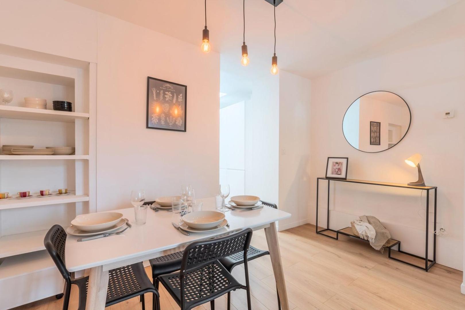 2 Bedroom House W/ Terrace, Near Train Stations & Metro Lille Exterior foto