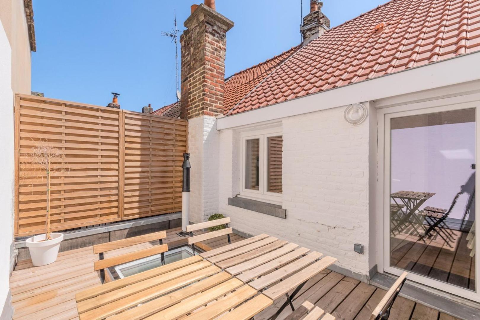 2 Bedroom House W/ Terrace, Near Train Stations & Metro Lille Exterior foto